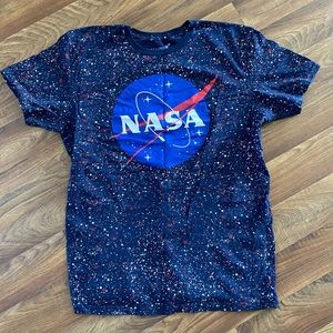 🧡SOLD🧡 Red, White, and Blue NASA T-shirt